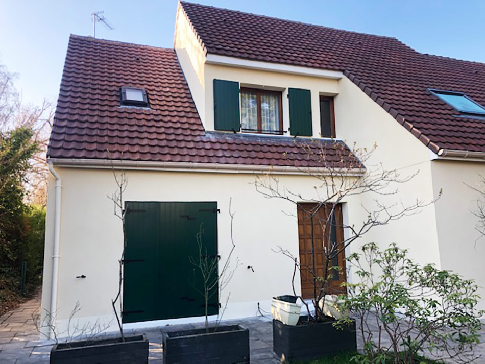 Maison après Traitement contre l’humidité et la rénovation des façades à Viry-Châtillon